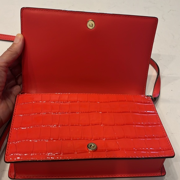 Like new Michael Kors Flap XBody bag. Used 2X - Picture 2 of 12